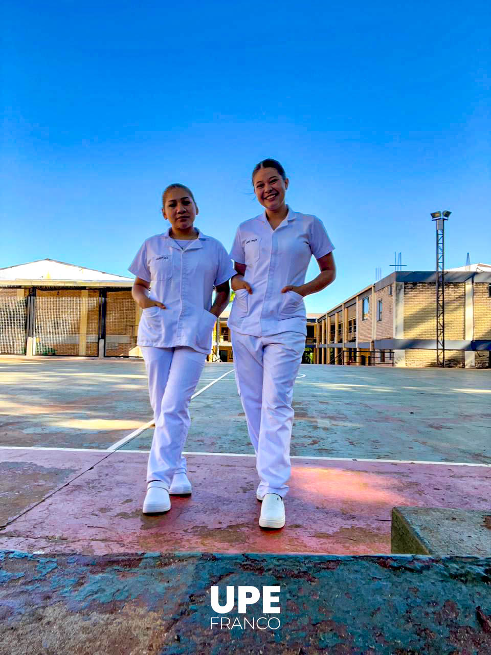 Primeros Auxilios en el Colegio Redentor: Facultad de Ciencias de la Salud